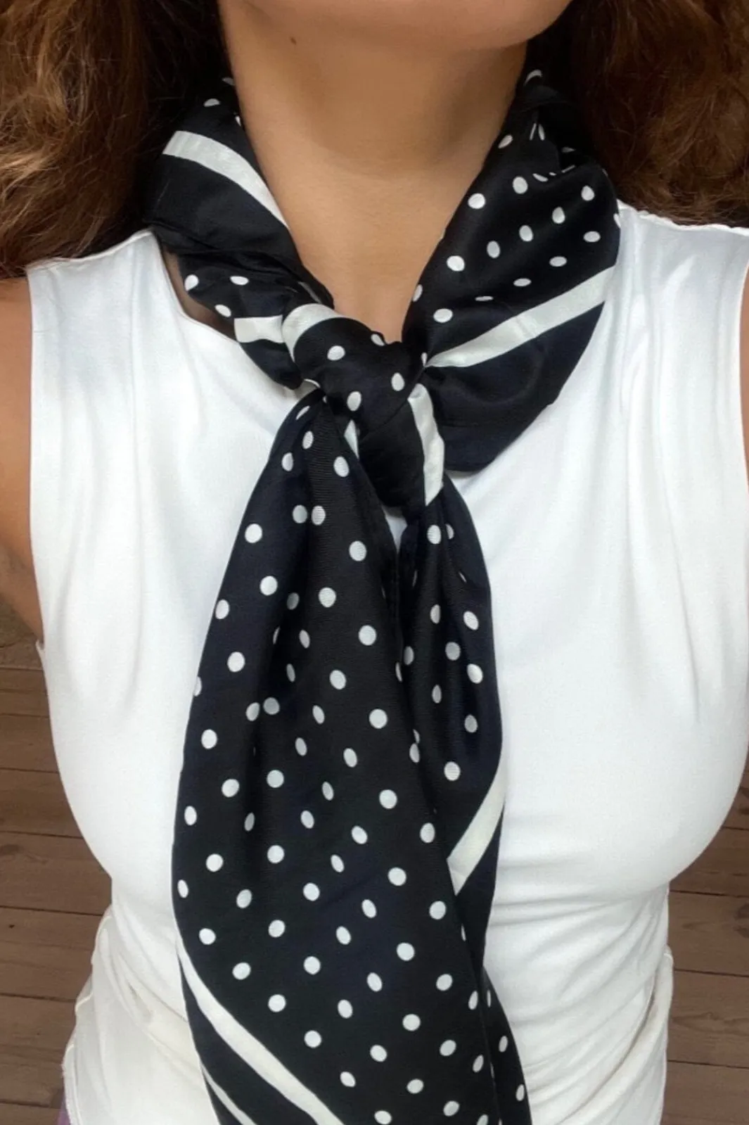 Hot A-bee Alessandra Scarf Black