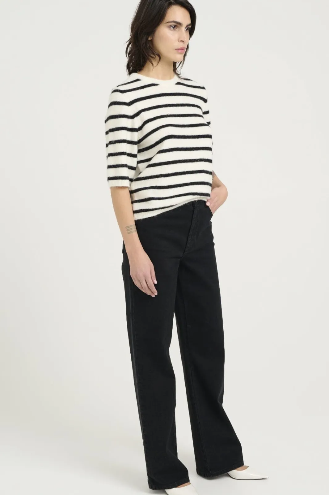 Discount Gestuz Alphagz Ss Tee Striped 106145 Ivory Black Striped