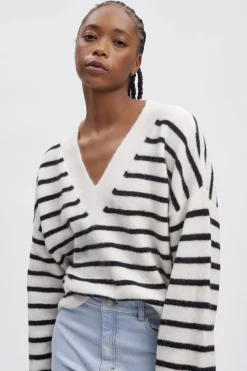 Sale Gestuz Alphagz V-Neck Striped 106145 Ivory Black Striped