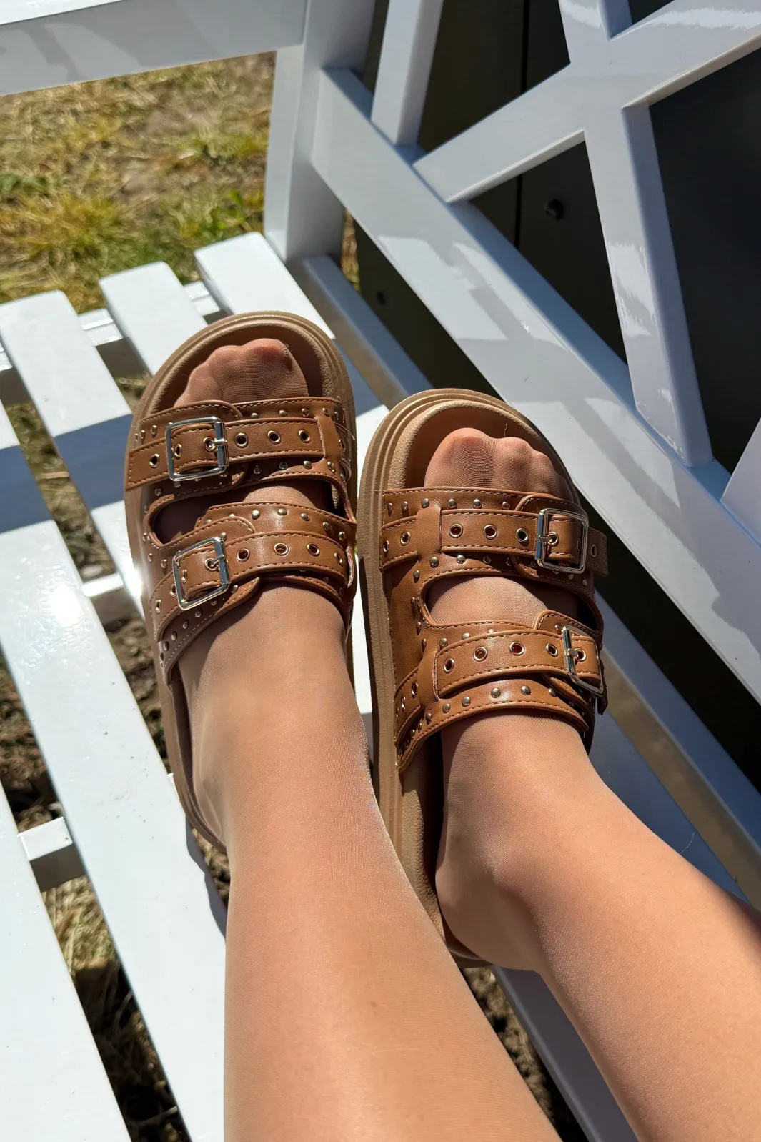 Hot Bloom Annika Sandal Camel