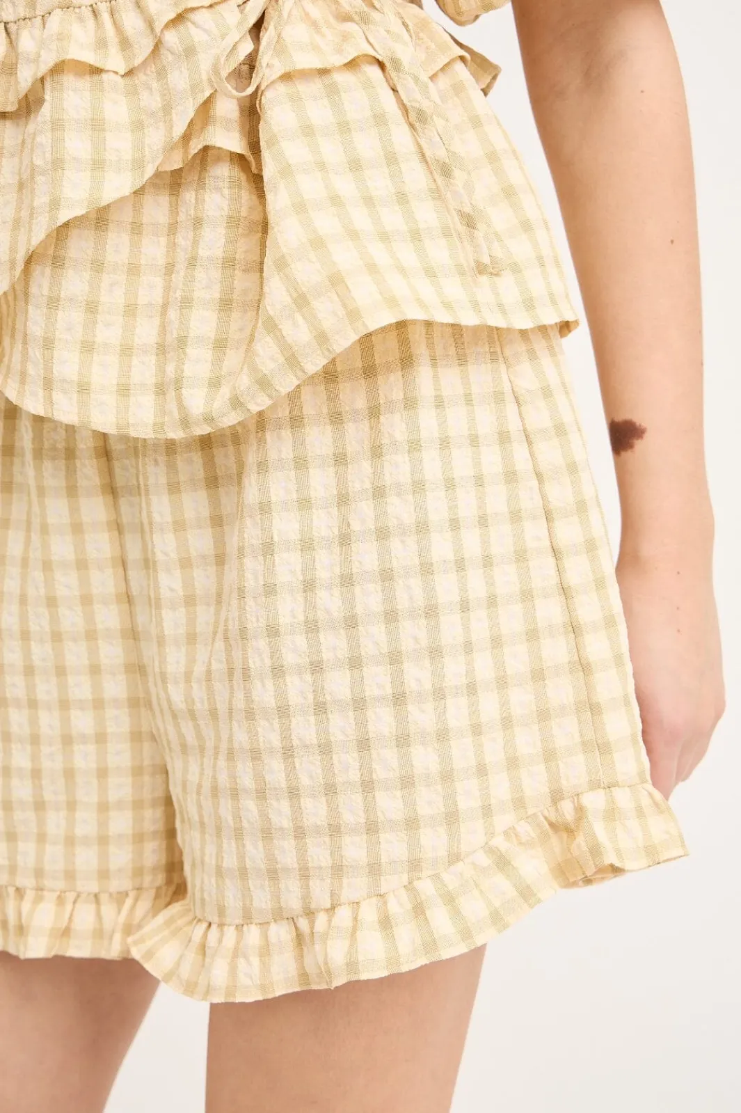 Online A-View Aulina Shorts AV6071 069