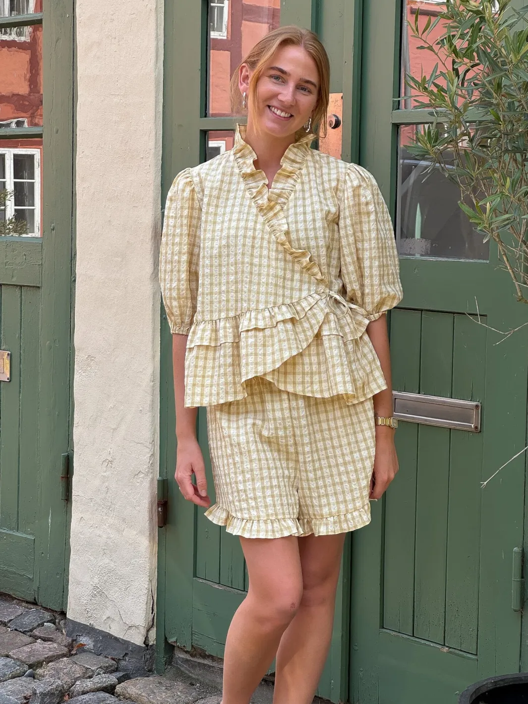 Online A-View Aulina Shorts AV6071 069