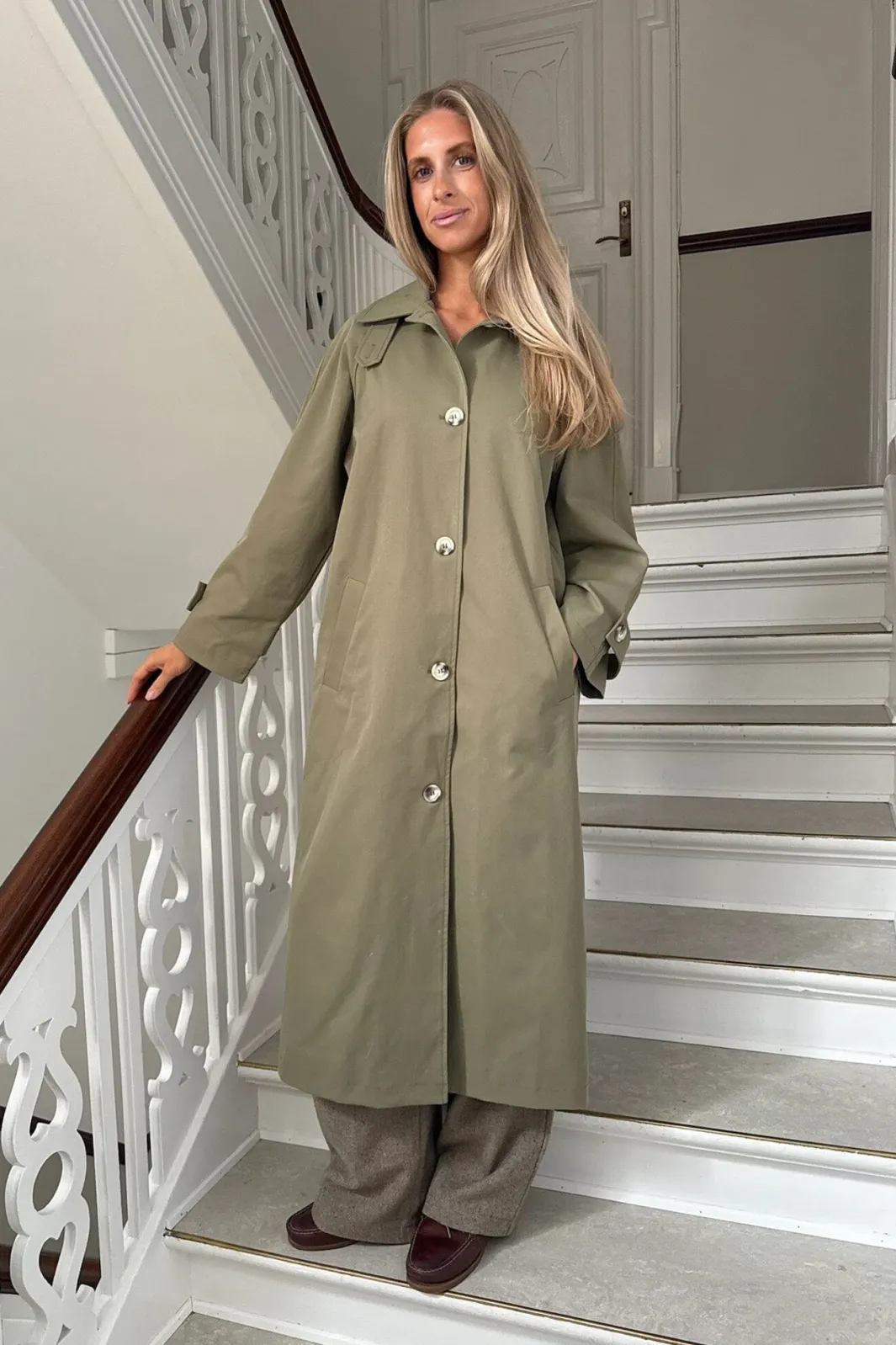 BYIC Avaic Trenchcoat A23791 Dark Khaki