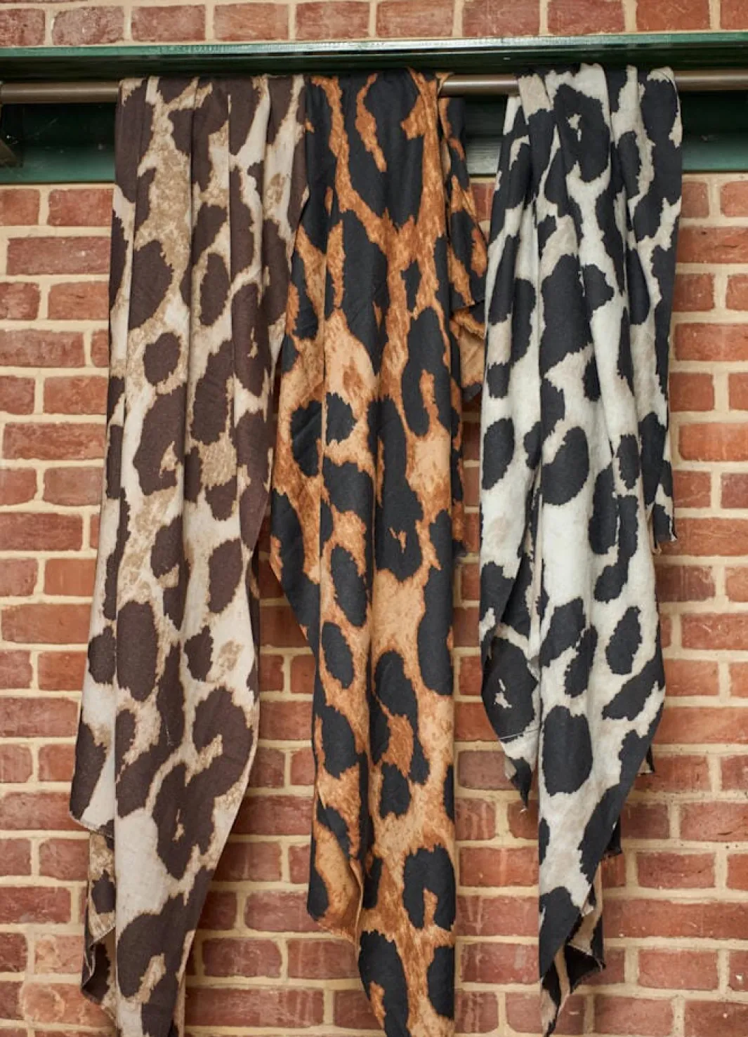 Sale Black Colour Bcfawn Leo Winter Scarf 208414 Creme