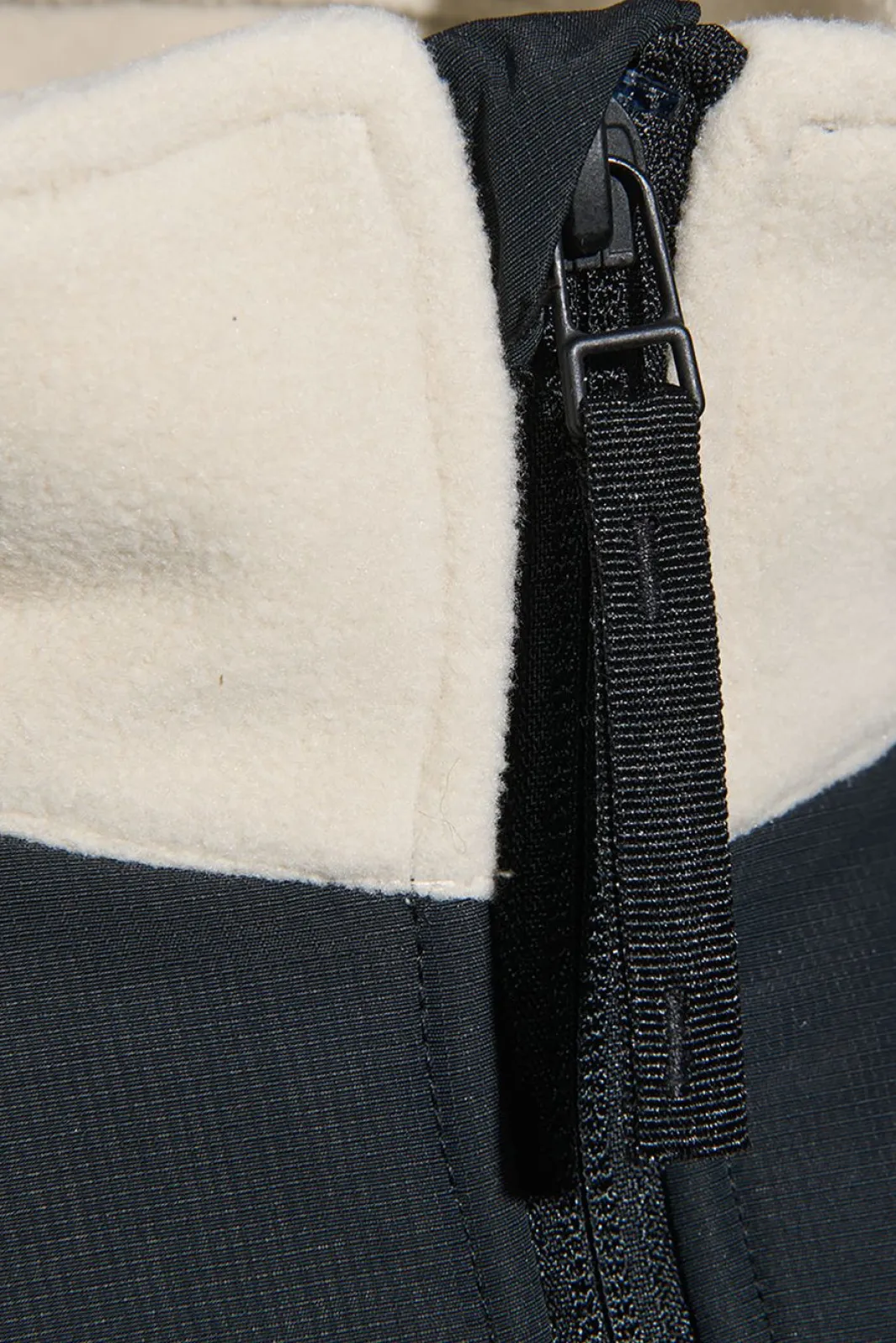 Clearance Halo Blocked Zip Fleece 610209 8754