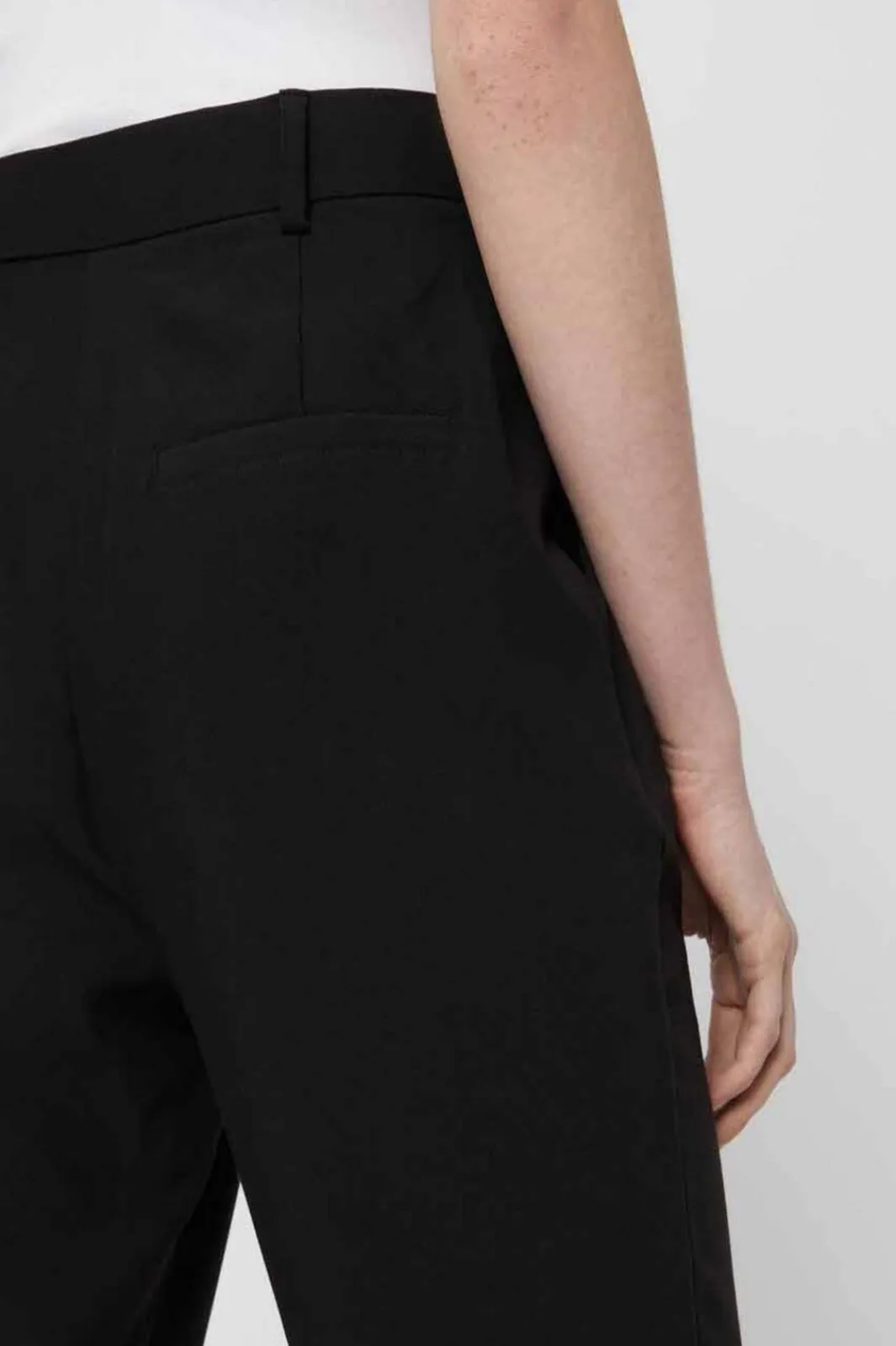 New Pieces Boss Ankel Pants Black