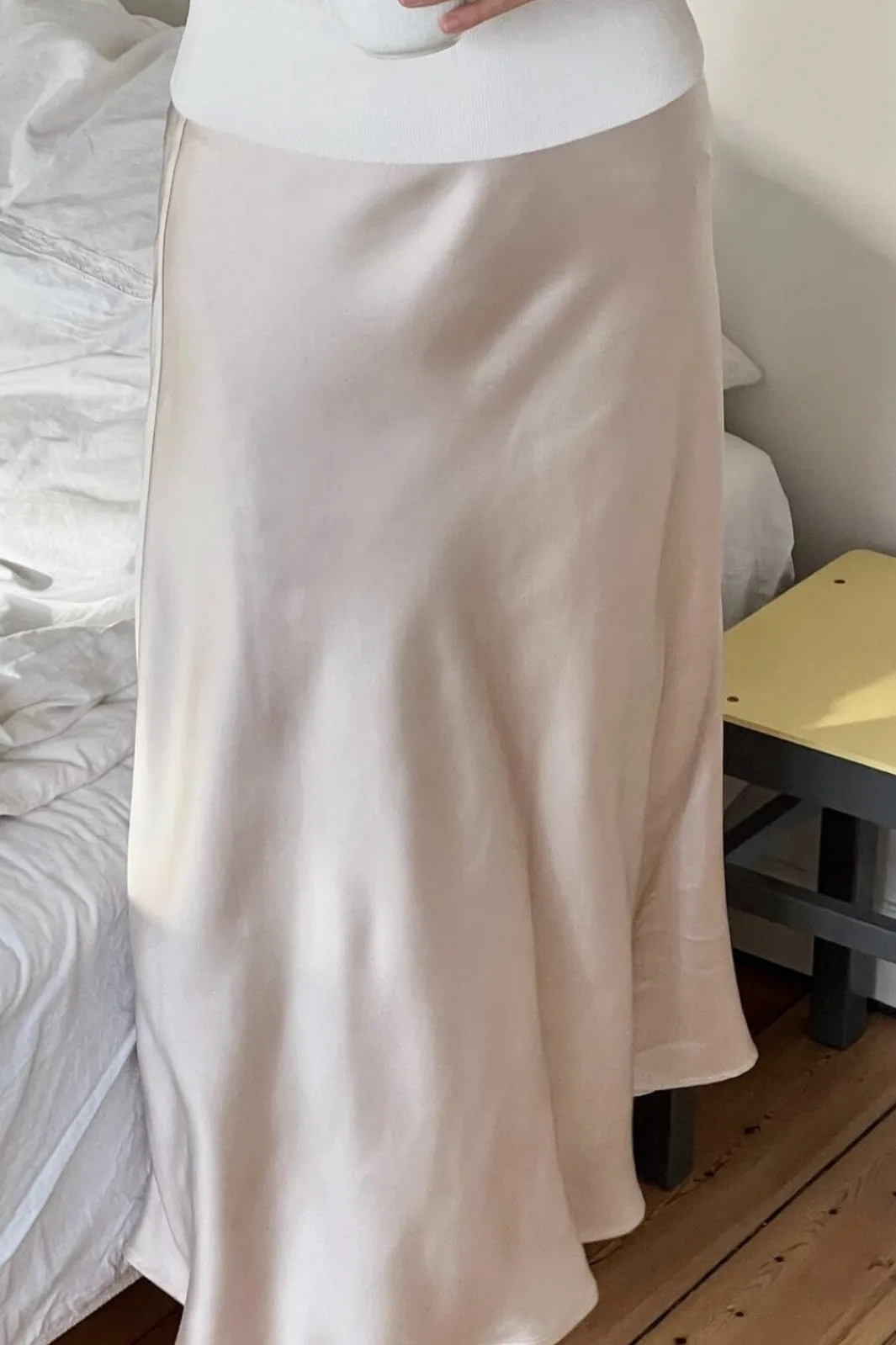 Discount Neo Noir Bovary Skirt Champagne