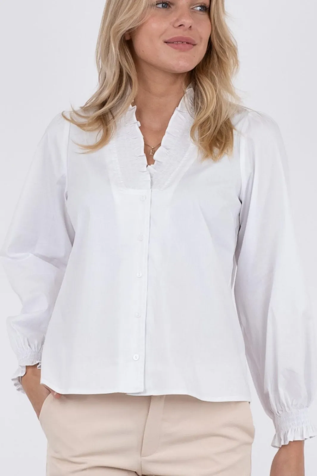 New Neo Noir Brielle Solid Shirt White