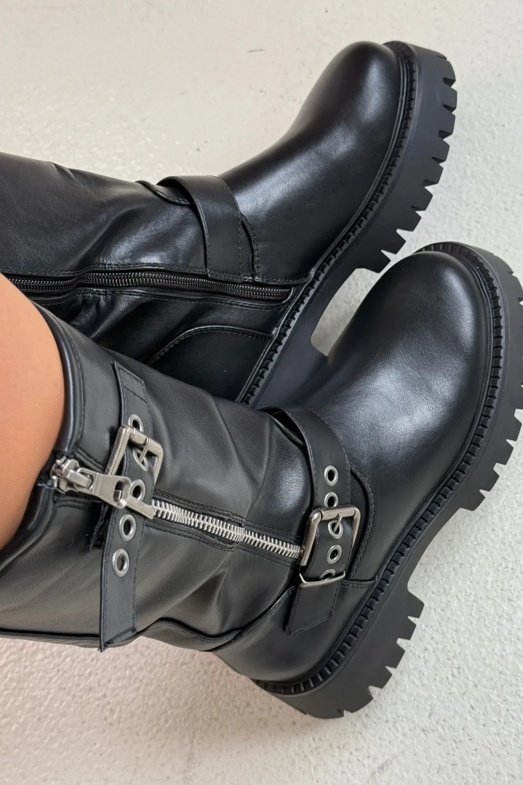 Outlet Bloom Cosmos Boots Black