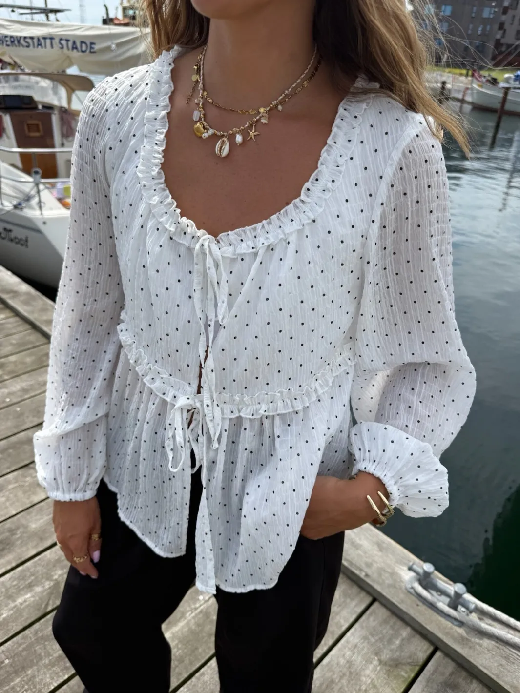 Hot Dear Molly Dot Bow 156761C White W.black Dots
