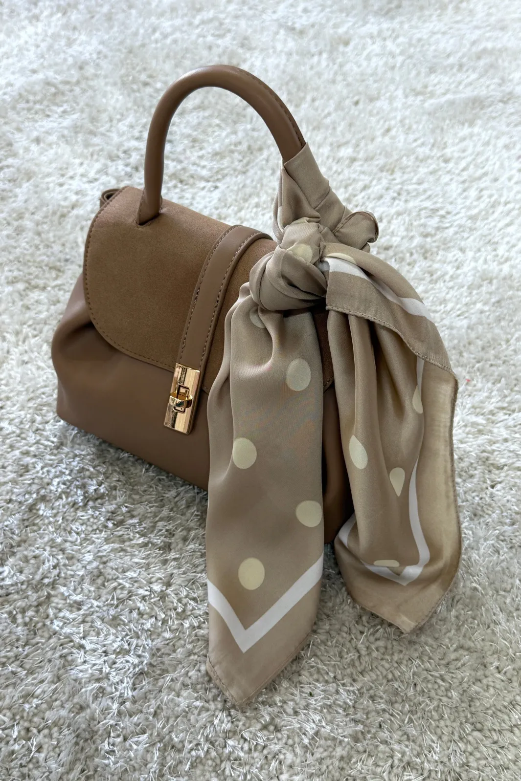 Discount A-bee Elin Scarf Taupe