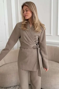 Clearance BYIC Elinaic Blazer A23825 Light Brown