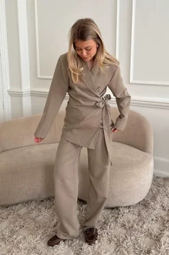Clearance BYIC Elinaic Blazer A23825 Light Brown