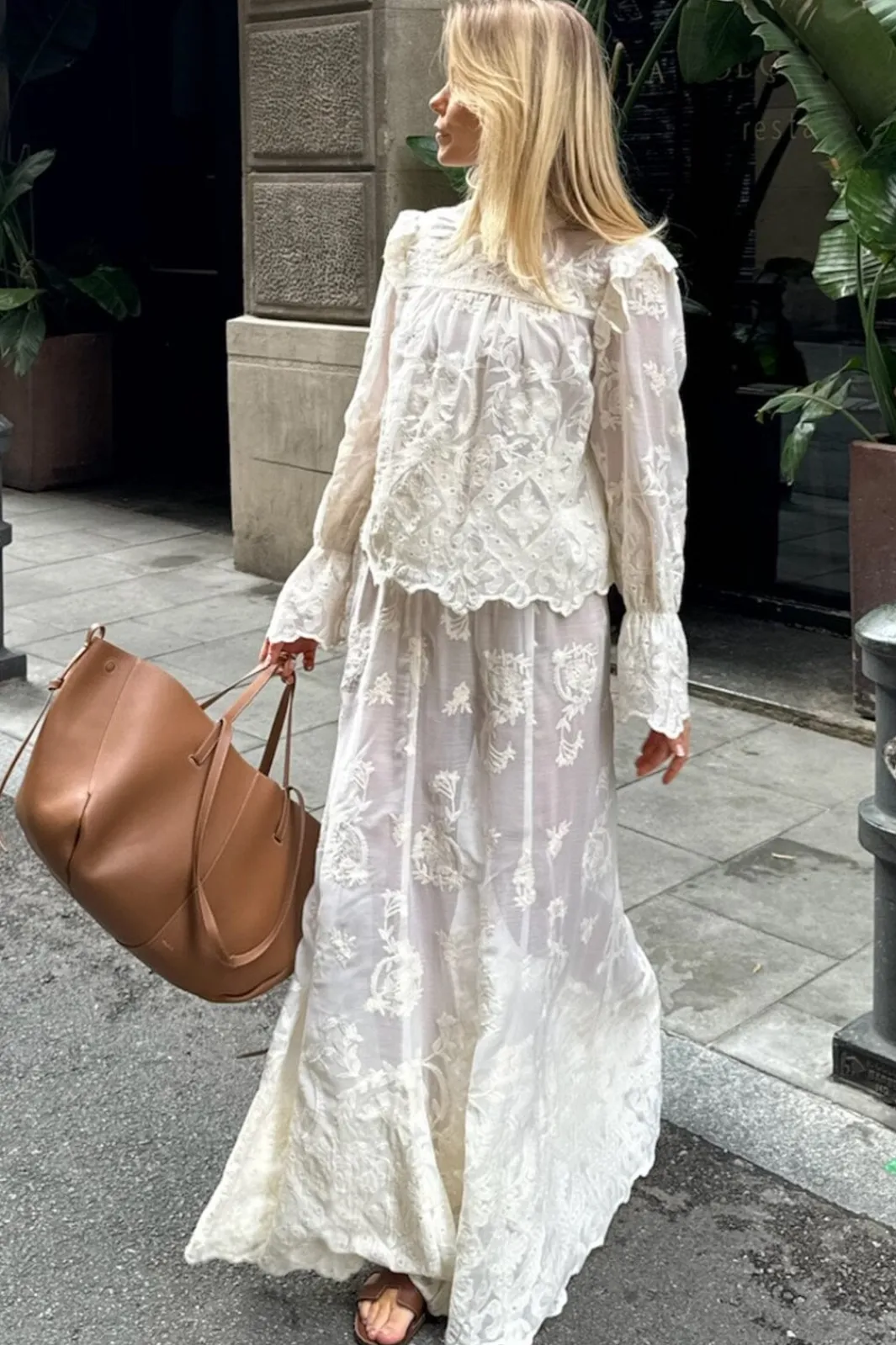 New BYIC Ellinoric Lace Maxi Skirt vw Vintage White