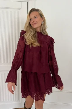 Clearance BYIC Ellinoric Lace Mini Skirt 2576 Vintage Bordeaux