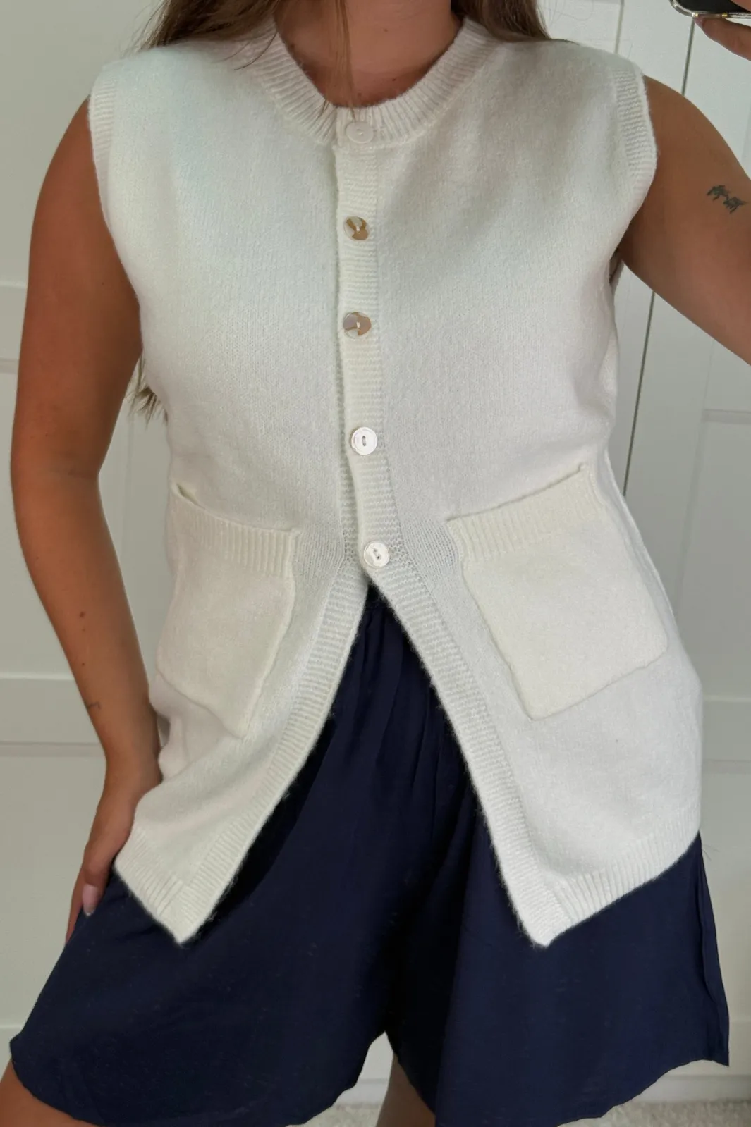Hot A-bee Esme Vest White