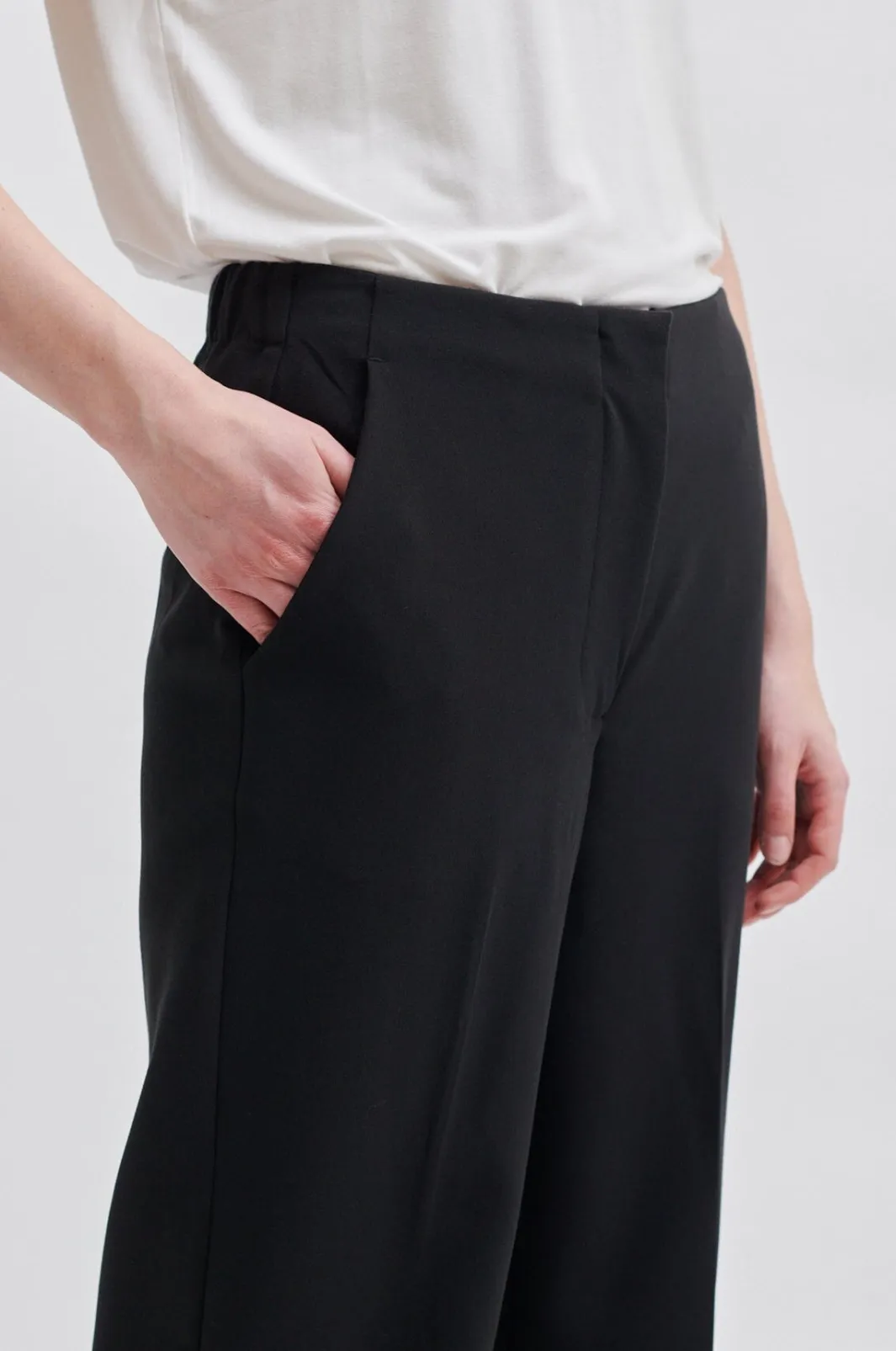 Best Second Female Evie Classic Trousers 54385 8001 Black