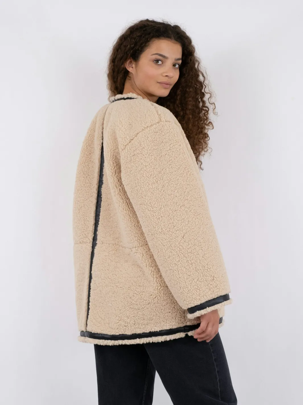 Online Neo Noir Fanny Teddy Jacket Camel