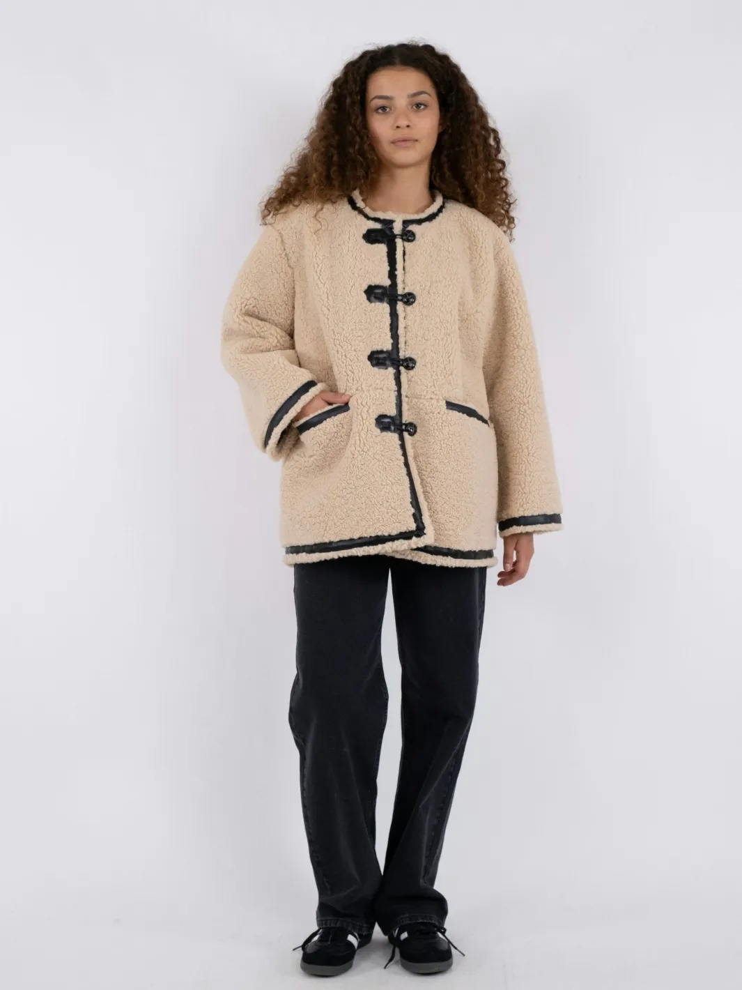 Online Neo Noir Fanny Teddy Jacket Camel