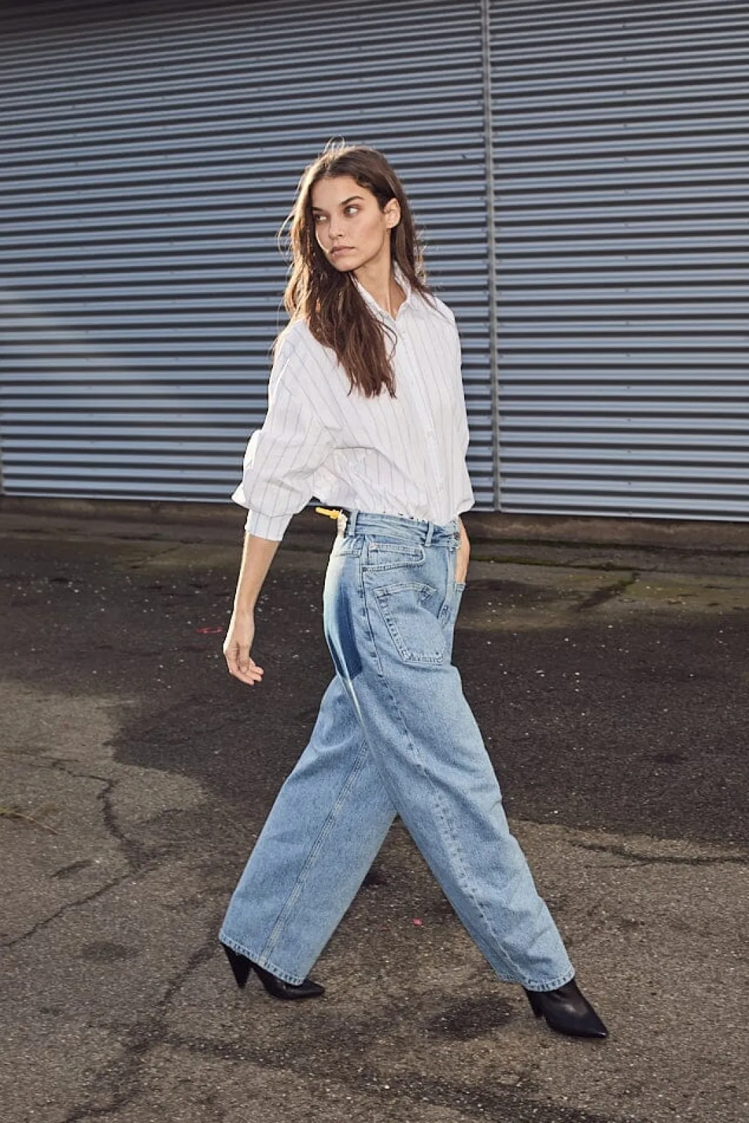 Sale Haute L'Amitié Flip Waist Pocket Jeans HL10179 Bleached Denim