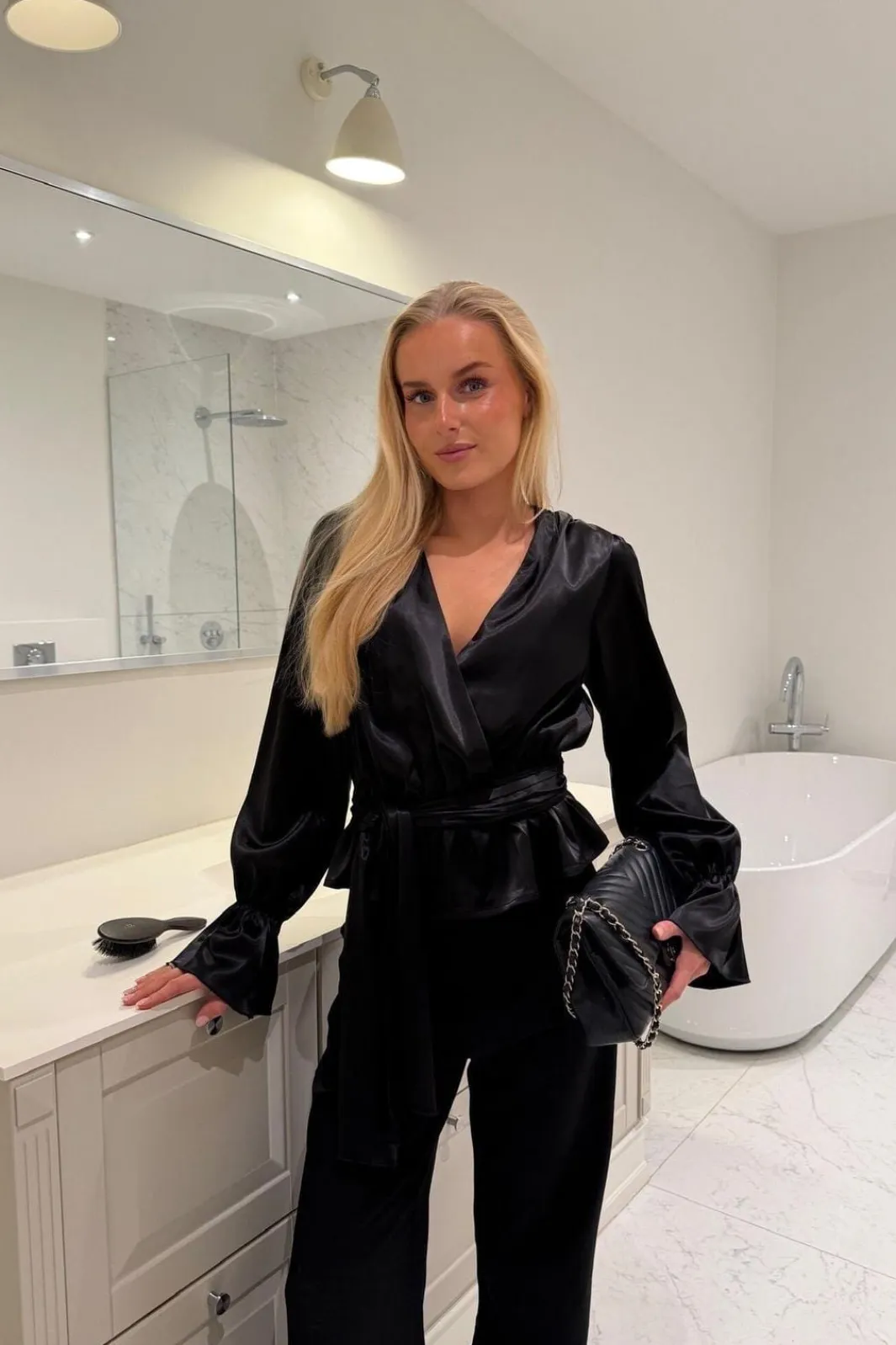 Best BYIC Freyaic Shirt A2591 Black Satin