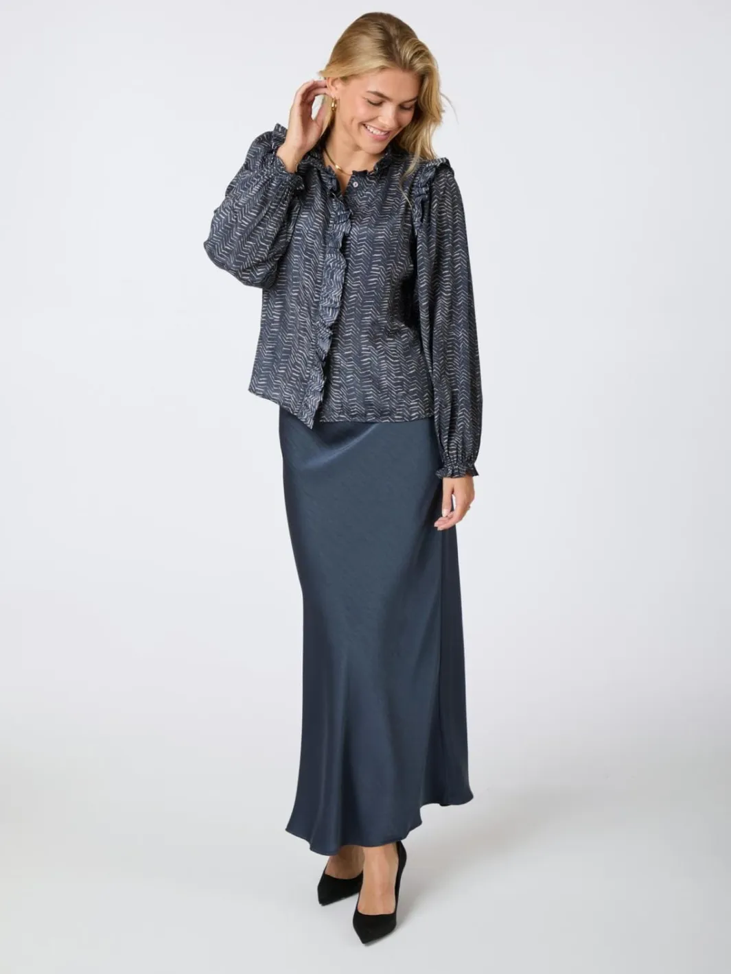Best Neo Noir Gemmi Zigzag Duo Blouse Midnight Blue