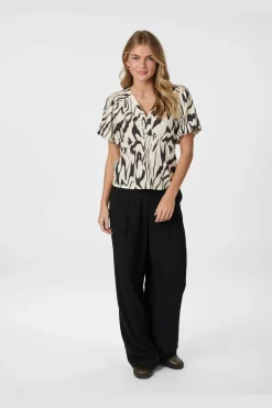 Hot Neo Noir Irina Graphic Zag Blouse 166003 121