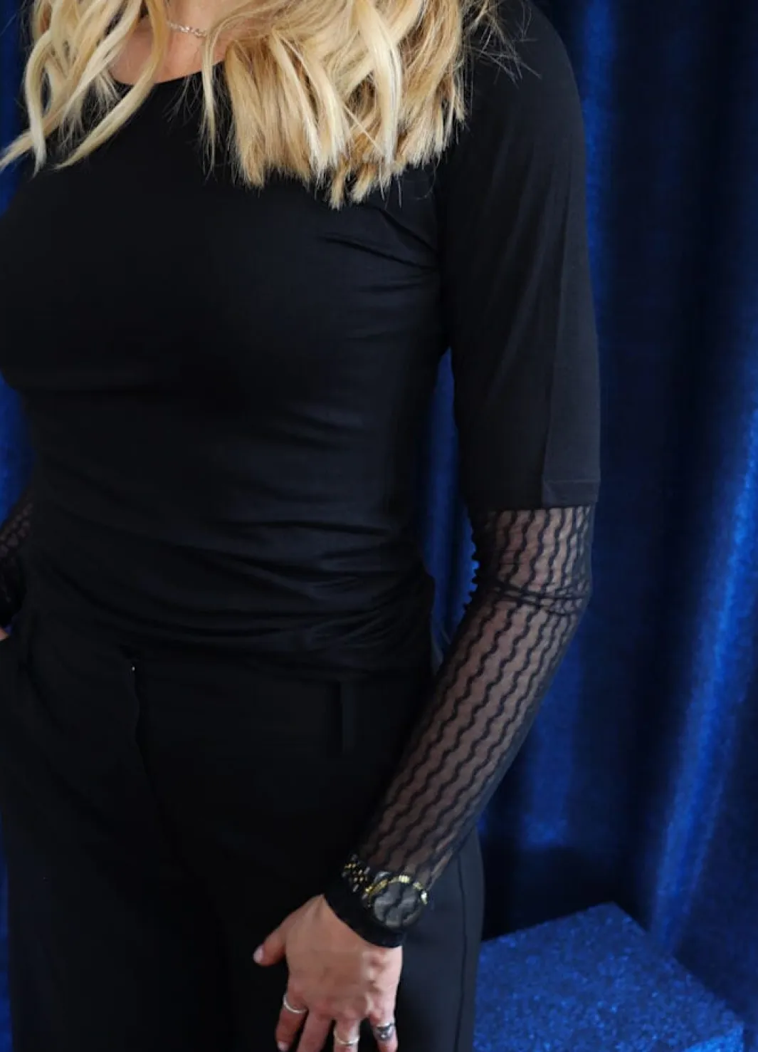 Online Liberte Isa Ls Lace Sleeve Blouse 21348 Black Wavy Lines