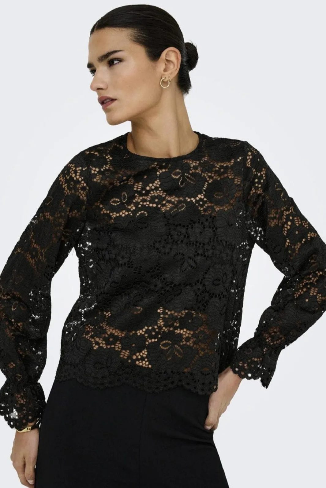 JDY lacey L/S Lace Top 4840204 Black