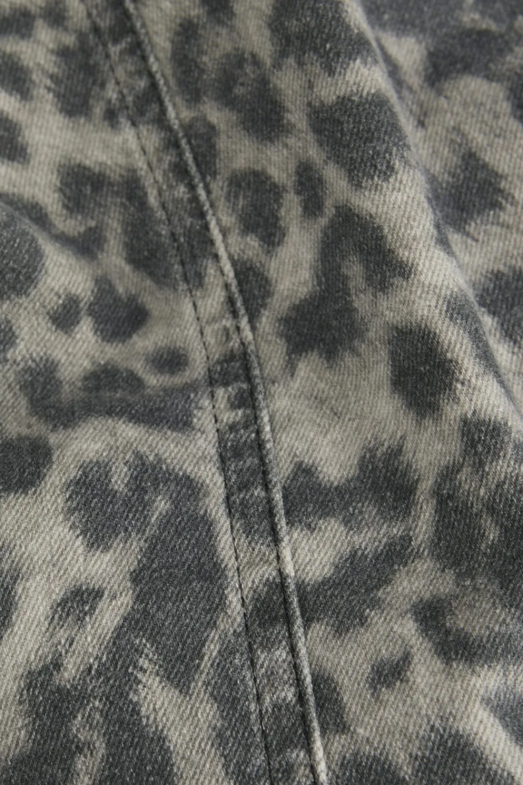Hot Jjxx Jxsarah Maggie Leo Top 4766493 Thunderstorm Leopard