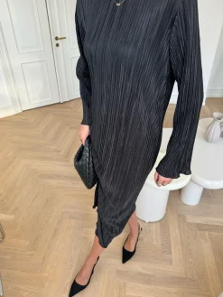 Online BYIC Kellyic Long Plissé Dress A23287 Black