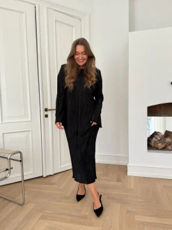 Online BYIC Kellyic Long Plissé Dress A23287 Black