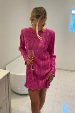 Best BYIC Kellyic Plissé Dress Fuchsia Pink