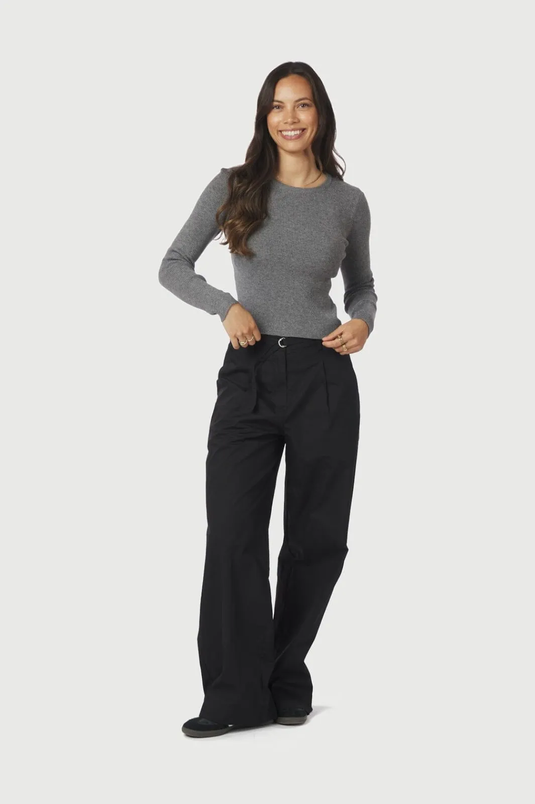 Hot Neo Noir Kirrera Knit Blouse 166614 107