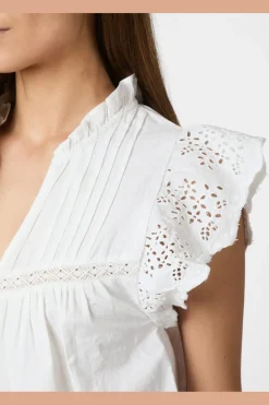Best Neo Noir Kyoti Embroidery Top 165109 120