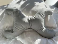 Outlet Save My Face La Petite lille pude med 100% bomuldsbetræk Grey