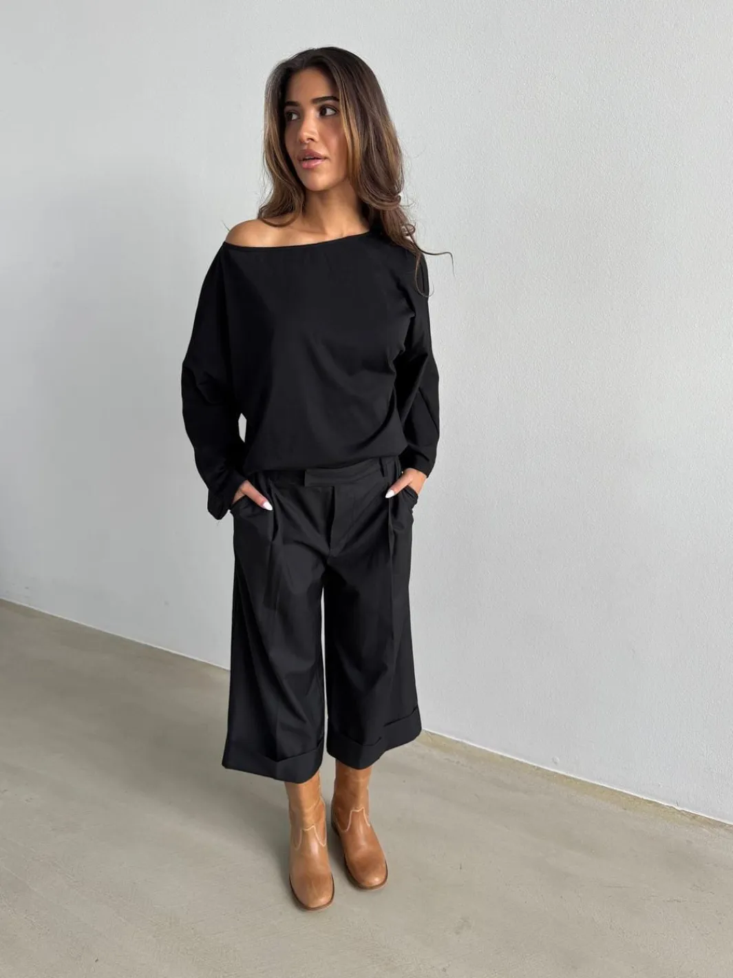 Continue Lauren 15074 Black