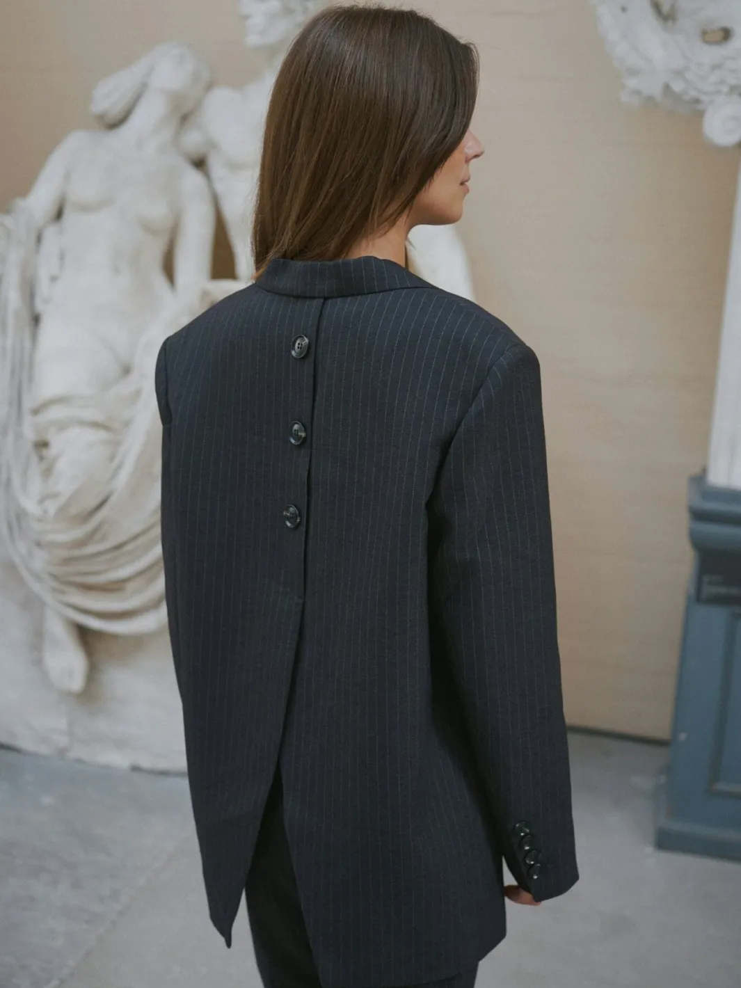 Hot Neo Noir Marielle Button Back Blazer 165664 132