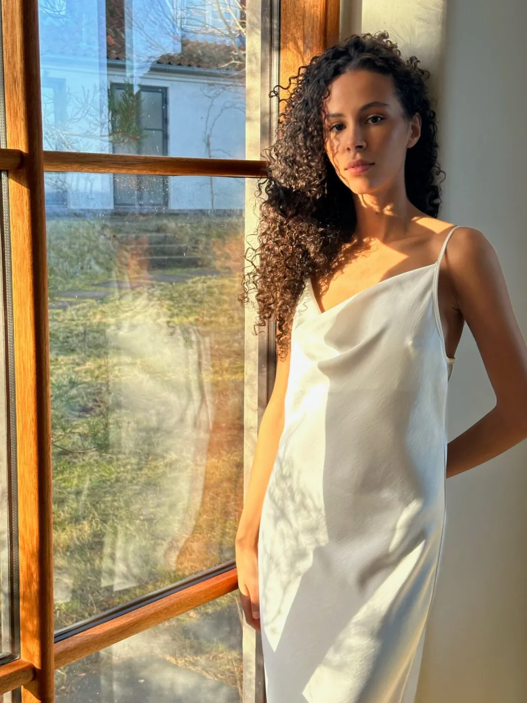 Online Neo Noir Marina Heavy Sateen Dress White