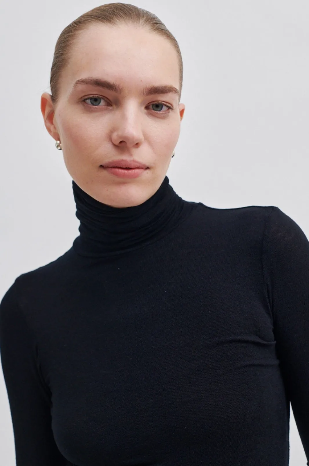 Hot Second Female Matima T-Neck Tee 55201 8001 Black