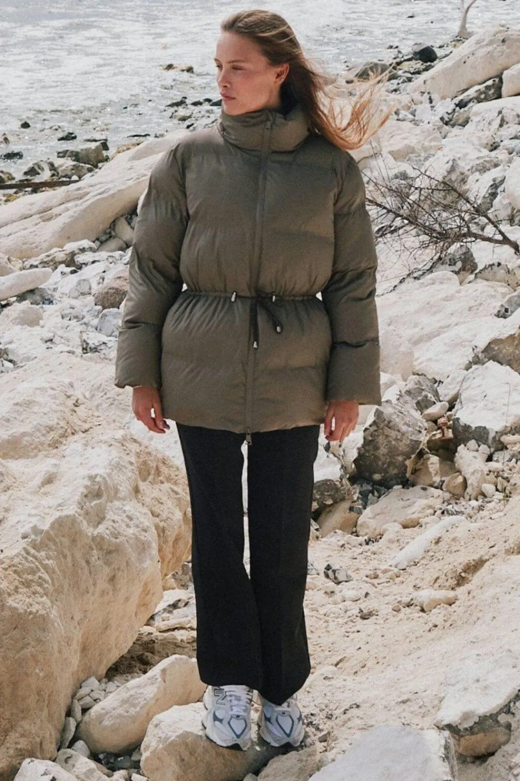 Hot Neo Noir Mayra C Puffer Jacket Dark Taupe