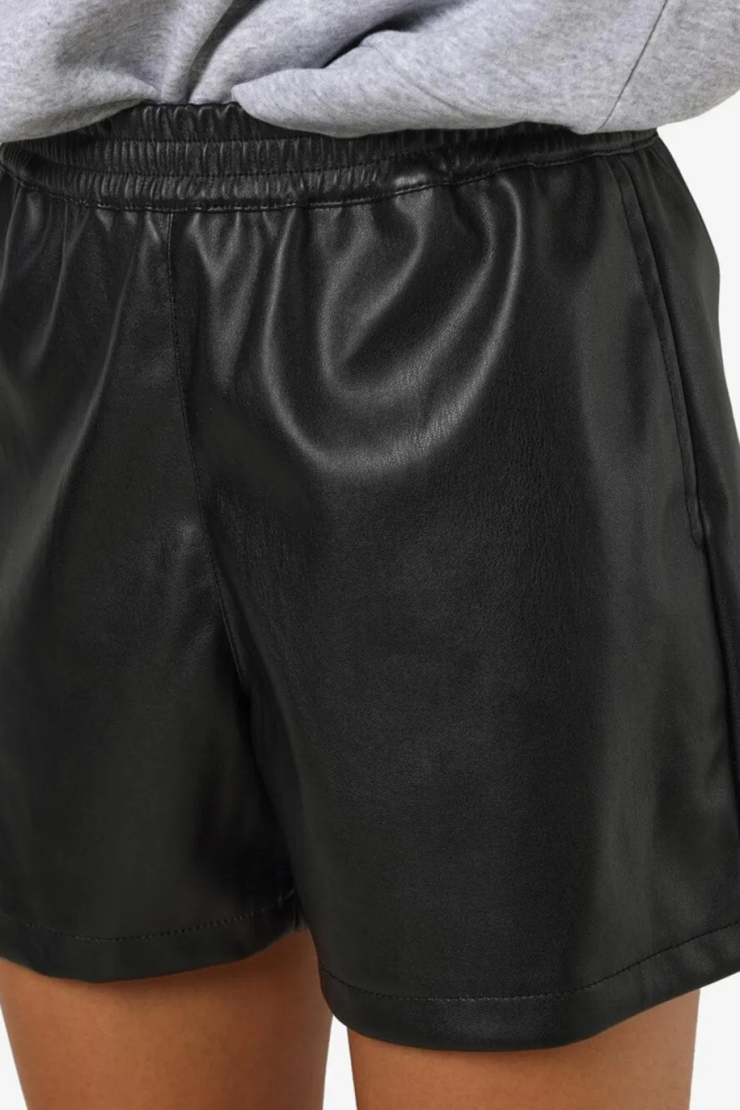 Best Noisy May Nmandy Pu Shorts 4416821 Black