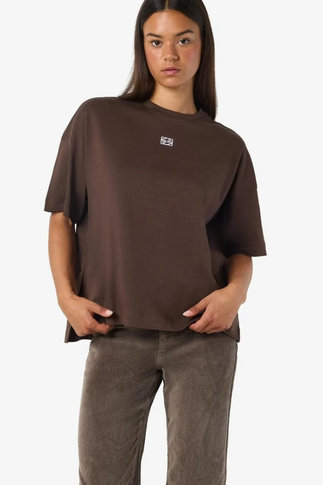Noisy May Nmkim S/S Slit T-Shrt Fwd 5056308 Chocolate Brown White Emb