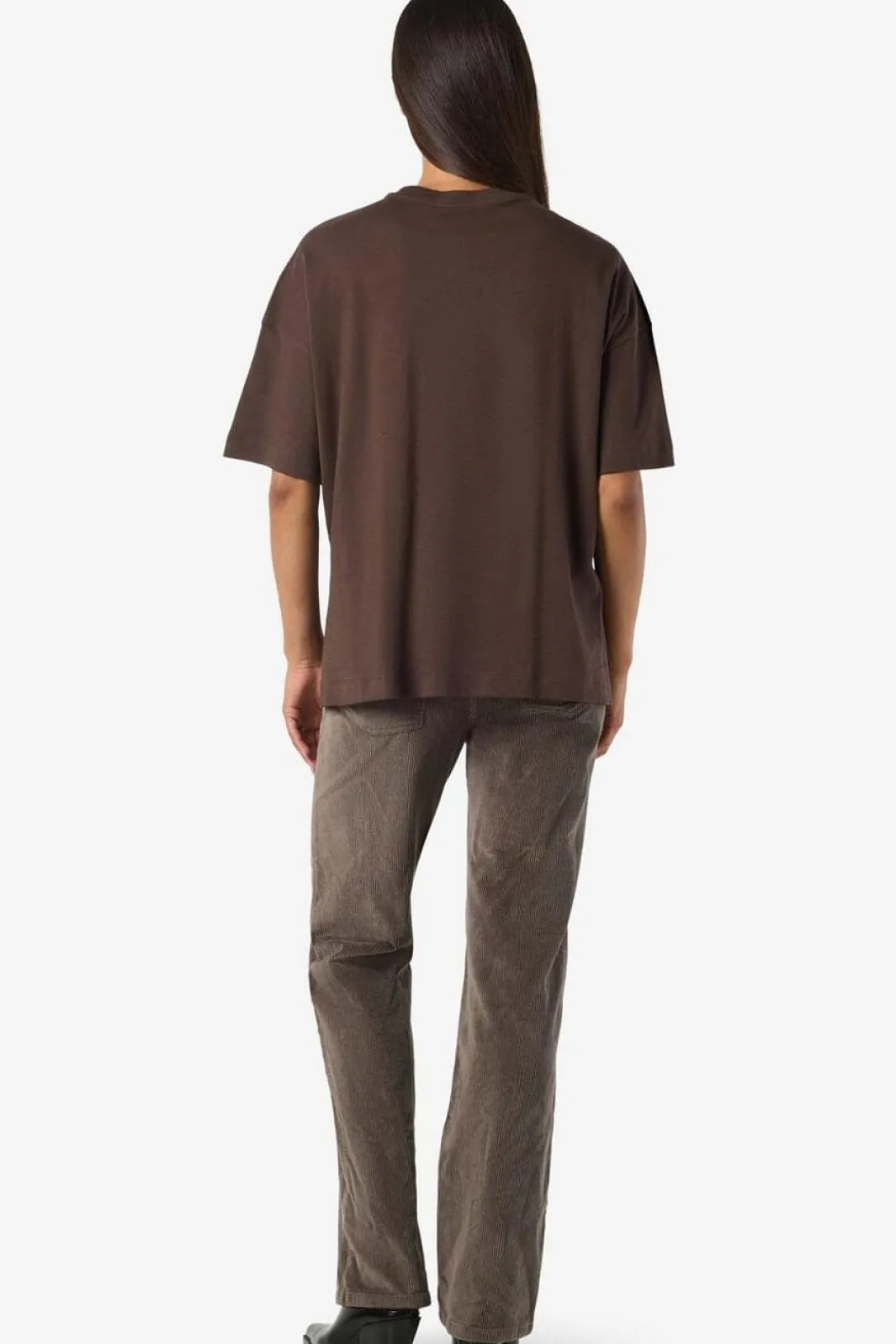 Noisy May Nmkim S/S Slit T-Shrt Fwd 5056308 Chocolate Brown White Emb