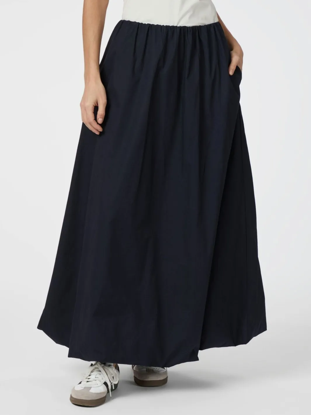 New Neo Noir Ober Long Balloon Skirt 163694 141
