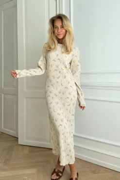 BYIC Odaic Dress cfp Creme Flower Print