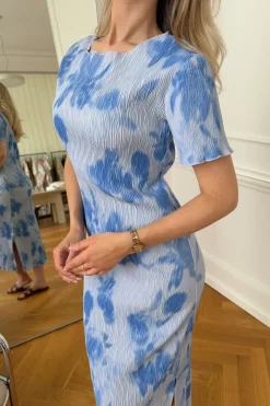 Clearance BYIC Odaic Ss Dress A23834 Abstract Blue Flower Print