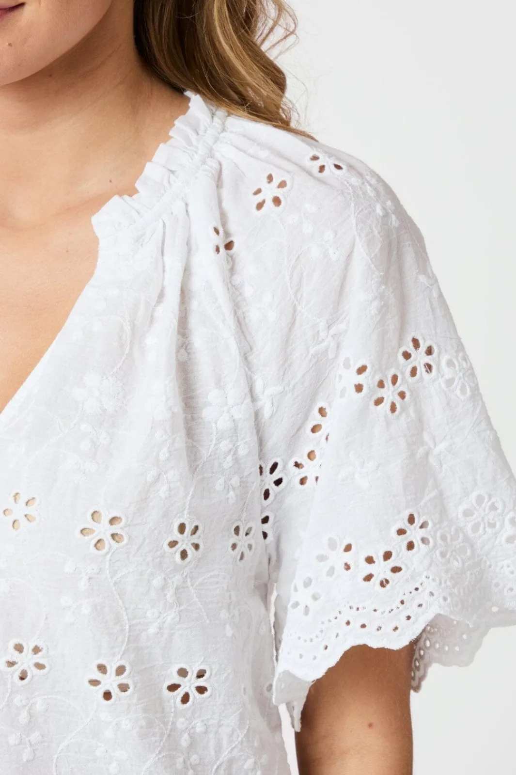 Outlet Neo Noir Odet Embroidery Blouse 165172 120