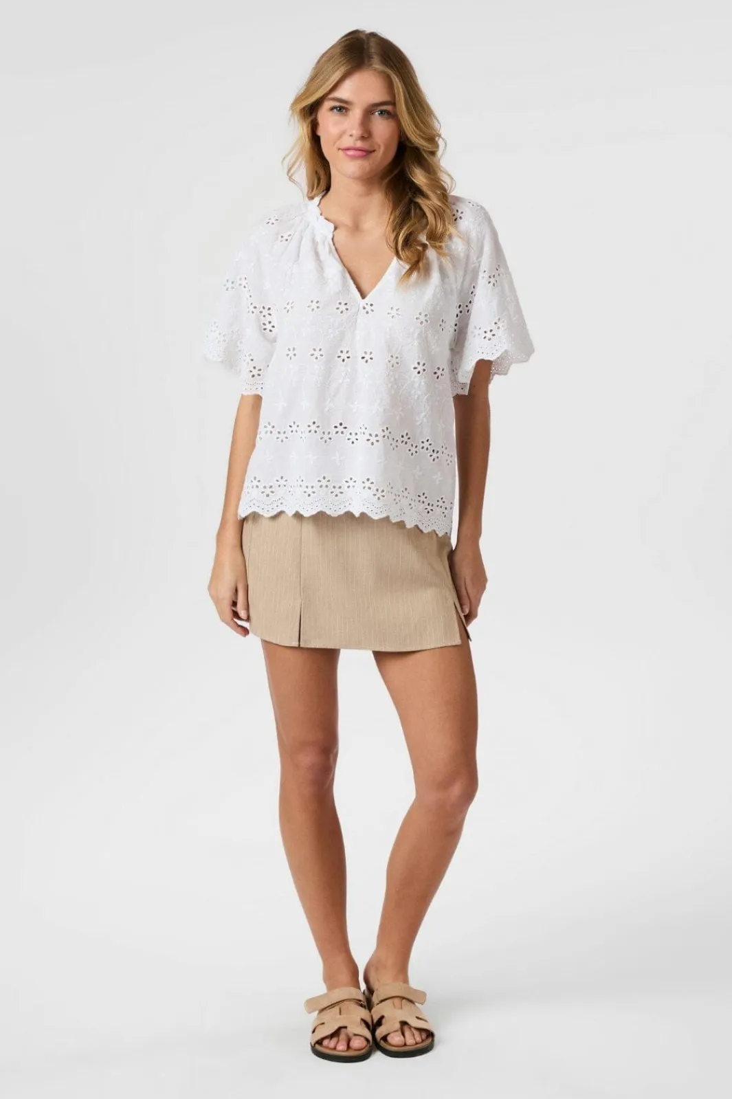 Outlet Neo Noir Odet Embroidery Blouse 165172 120