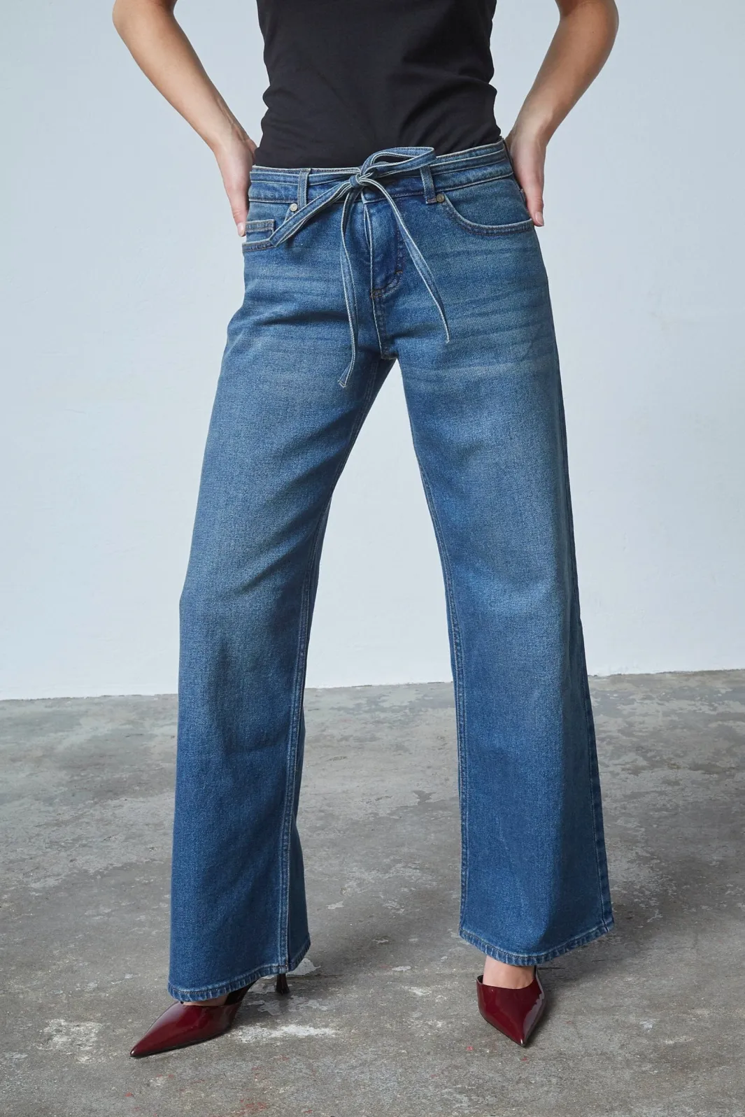 Sale Sisters Point Onea-Belt.Je5 18667 925